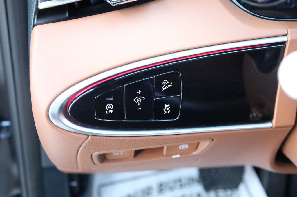 2022 Genesis GV70 2.5T Advanced photo 33