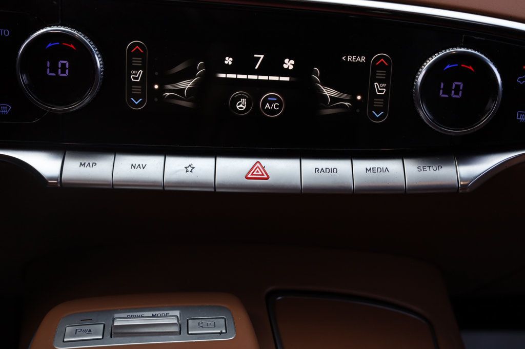 2022 Genesis GV70 2.5T Advanced photo 40