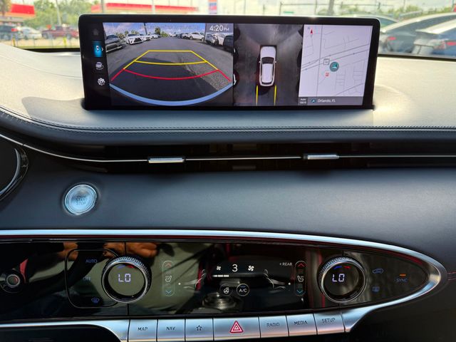 2022 Genesis GV70 3.5T AWD Sport - 22876857 - 15