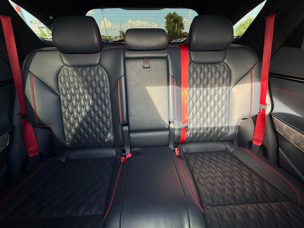 2022 Genesis GV70 3.5T AWD Sport - 22876857 - 16