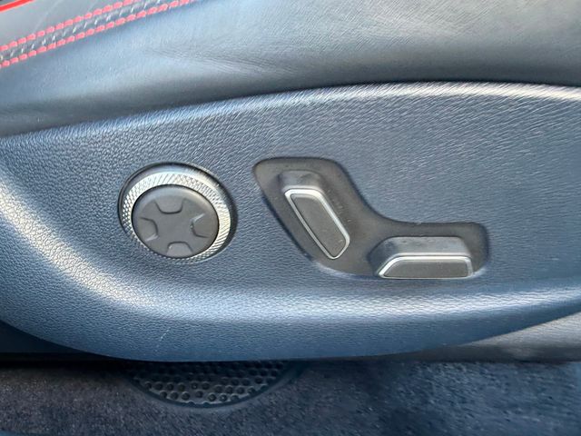 2022 Genesis GV70 3.5T AWD Sport - 22876857 - 32