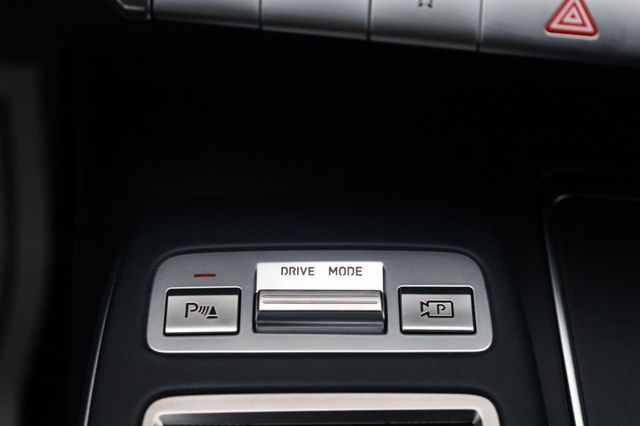2022 Genesis GV70 3.5T Sport - 23079336 - 50