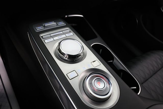 2022 Genesis GV70 3.5T Sport AWD with Sport Advanced Package - 22938131 - 13