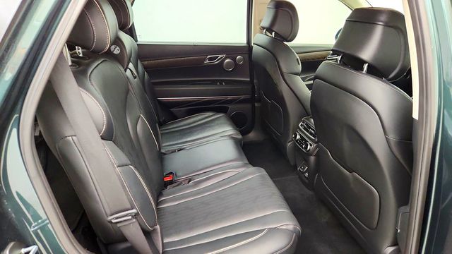 2022 Genesis GV80 2.5T AWD w/ Advanced & Prestige Pkgs - 23088224 - 24