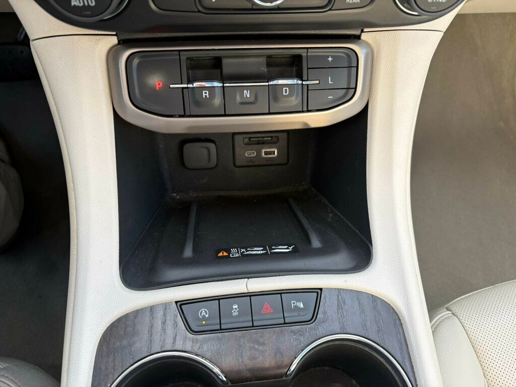 2022 GMC Acadia LocalTrade/DenaliUltimatePkg/AdaptiveCruiseControl/BlindZone/NAV - 22967930 - 37