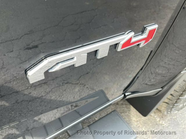 2022 GMC Canyon 4WD Crew Cab 128" AT4 w/Leather - 23064714 - 9
