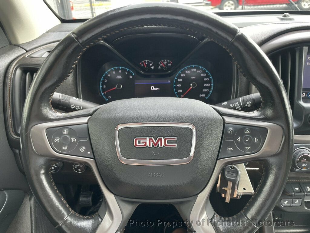 2022 GMC Canyon 4WD Crew Cab 128" AT4 w/Leather - 23064714 - 12