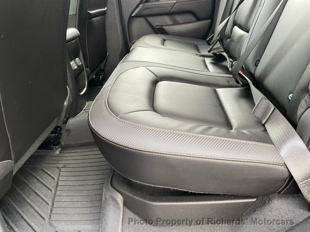 2022 GMC Canyon 4WD Crew Cab 128" AT4 w/Leather - 23064714 - 15