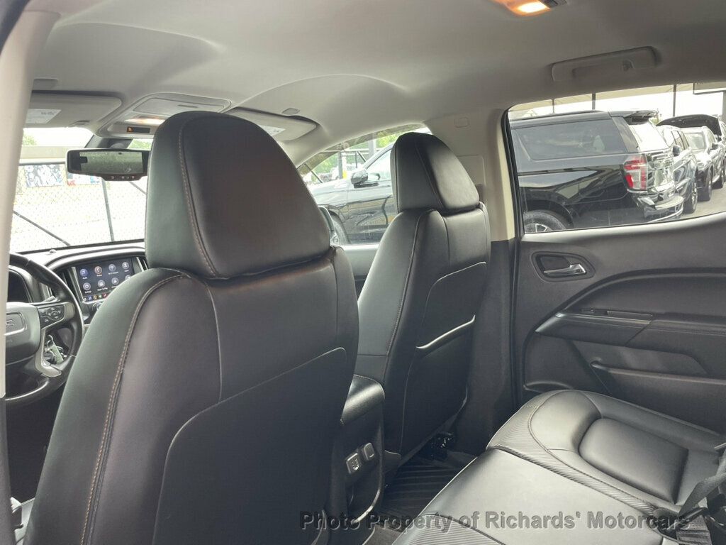 2022 GMC Canyon 4WD Crew Cab 128" AT4 w/Leather - 23064714 - 16