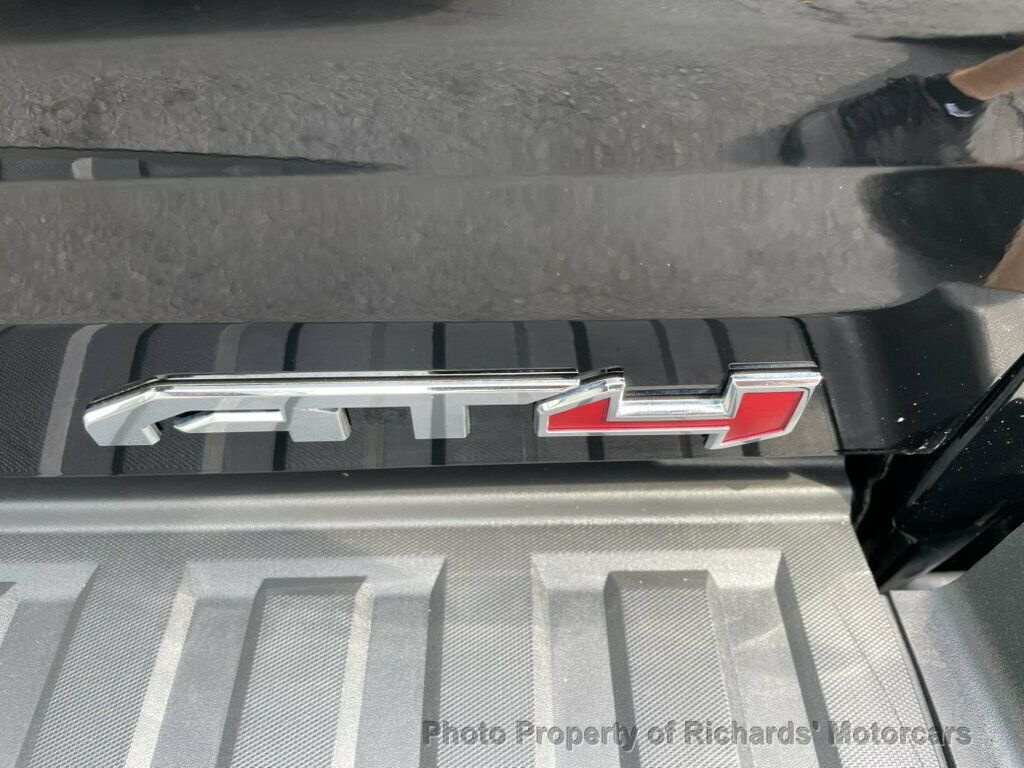 2022 GMC Canyon 4WD Crew Cab 128" AT4 w/Leather - 23064714 - 7