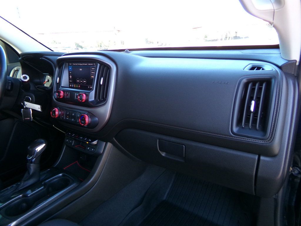 2022 GMC Canyon 4WD Crew Cab 128" AT4 w/Leather - 22942740 - 16