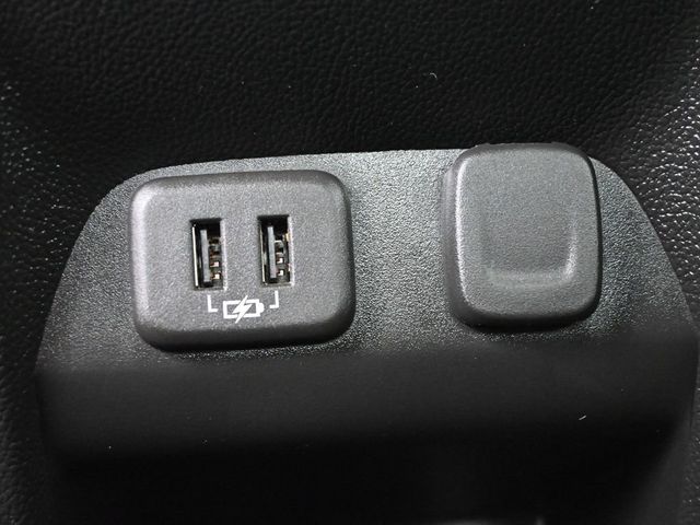 2022 GMC Canyon 4WD Crew Cab 128" Elevation - 23007348 - 13