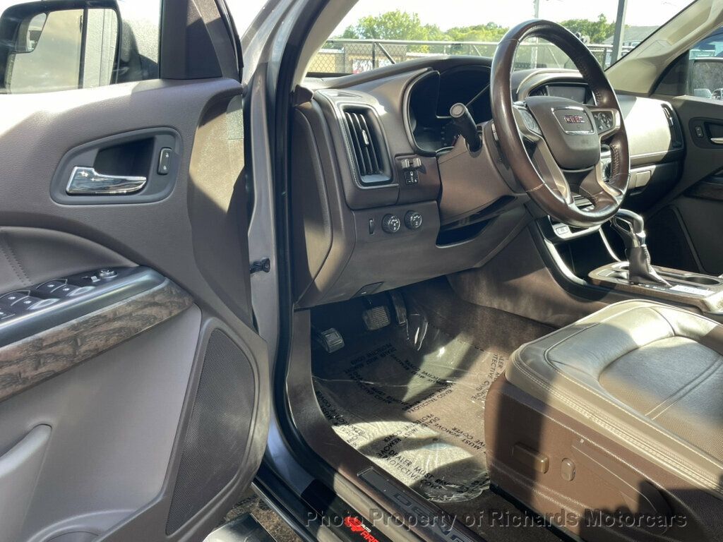 2022 GMC Canyon 4WD Crew Cab 141" Denali - 23086127 - 8