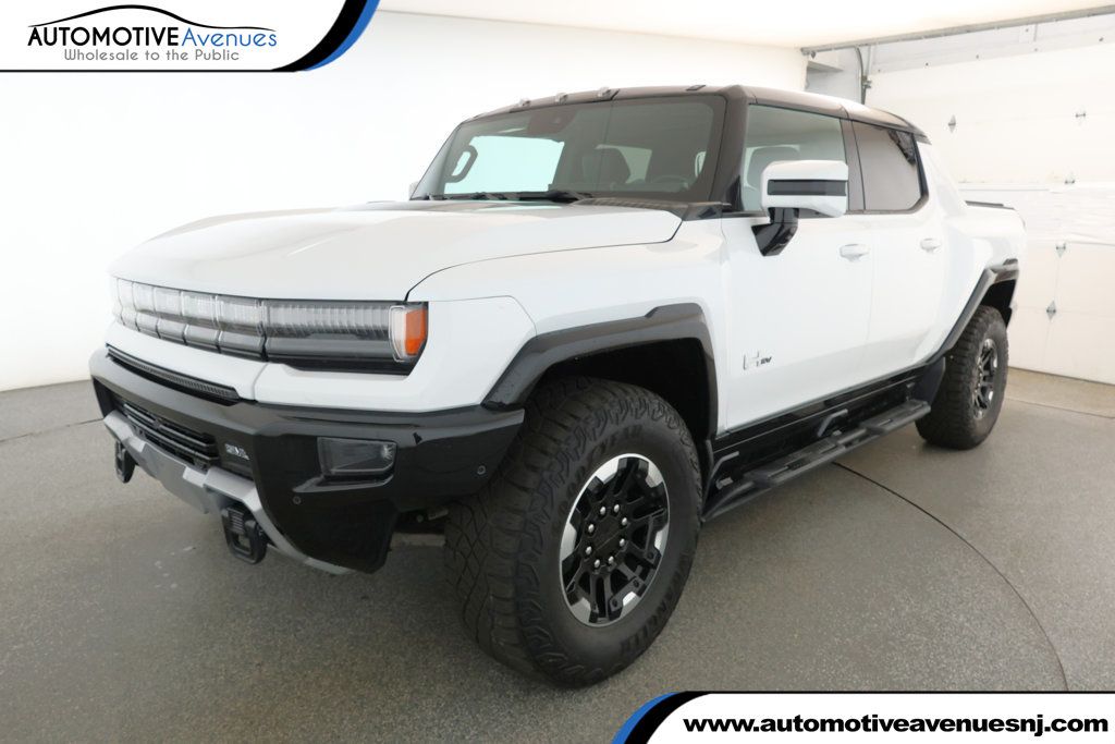 2022 GMC HUMMER EV e4WD Crew Cab Edition 1 with Power Retractable Tonneau Cover - 22913371 | Video 1