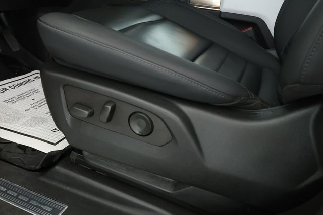 2022 GMC HUMMER EV e4WD Crew Cab Edition 1 with Power Retractable Tonneau Cover - 22913371 - 9