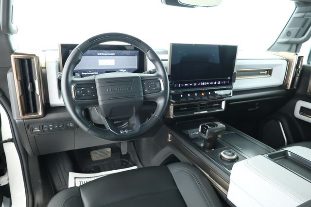 2022 GMC HUMMER EV e4WD Crew Cab Edition 1 with Power Retractable Tonneau Cover - 22913371 - 10