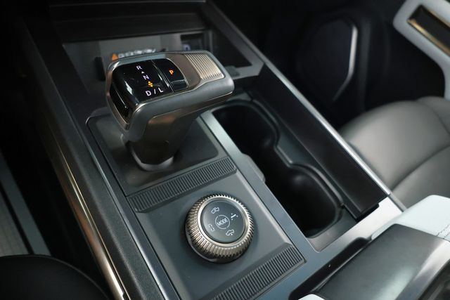 2022 GMC HUMMER EV e4WD Crew Cab Edition 1 with Power Retractable Tonneau Cover - 22913371 - 14