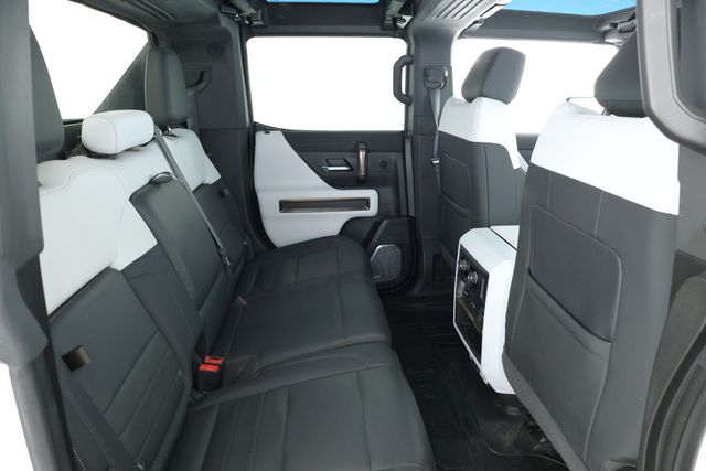 2022 GMC HUMMER EV e4WD Crew Cab Edition 1 with Power Retractable Tonneau Cover - 22913371 - 22