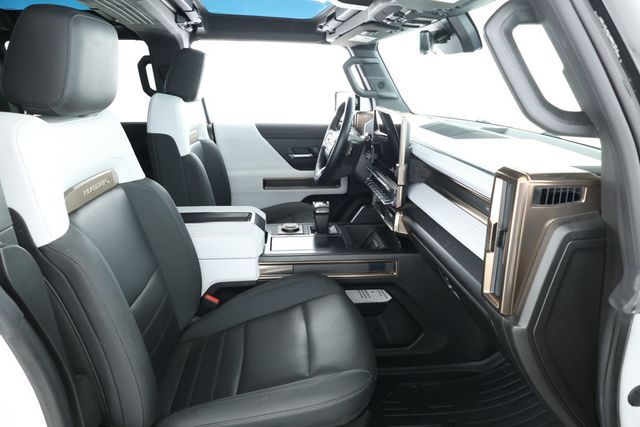 2022 GMC HUMMER EV e4WD Crew Cab Edition 1 with Power Retractable Tonneau Cover - 22913371 - 23