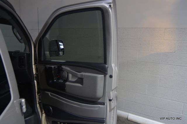 2022 GMC Savana Cargo Van RWD 2500 155" - 22877842 - 10