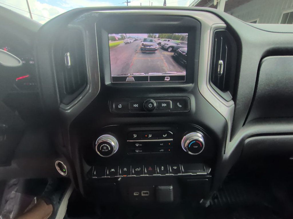 GMC Sierra 1500 2WD Double Cab 147" Pro photo 18