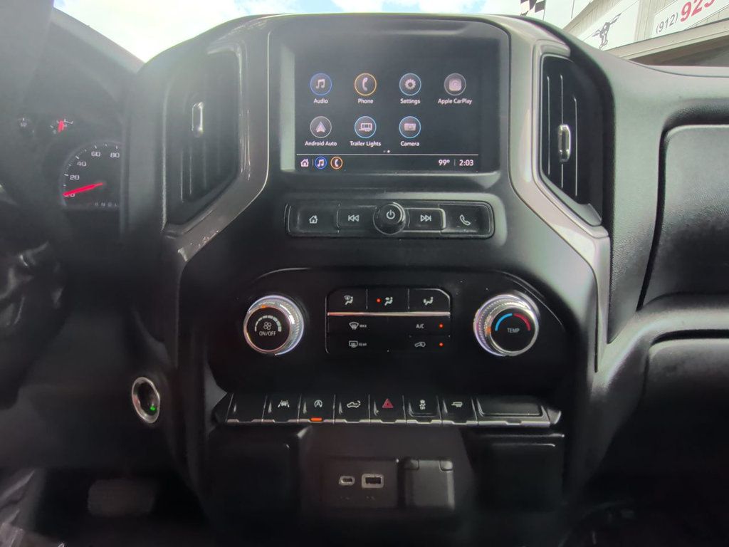 GMC Sierra 1500 2WD Double Cab 147" Pro photo 20