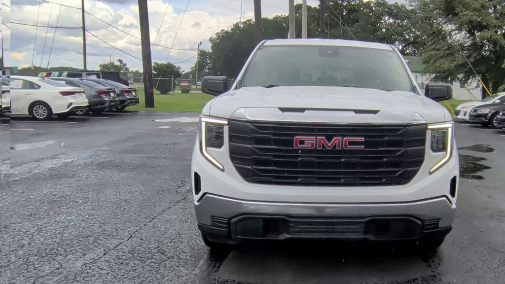 GMC Sierra 1500 2WD Double Cab 147" Pro photo 3