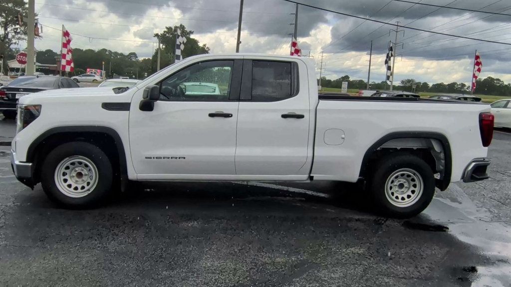 GMC Sierra 1500 2WD Double Cab 147" Pro photo 5