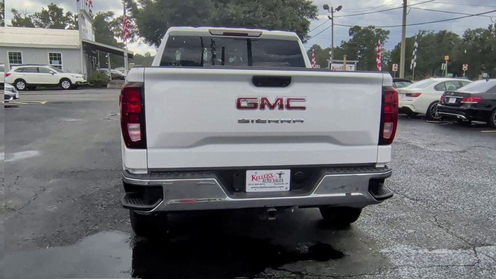 GMC Sierra 1500 2WD Double Cab 147" Pro photo 7