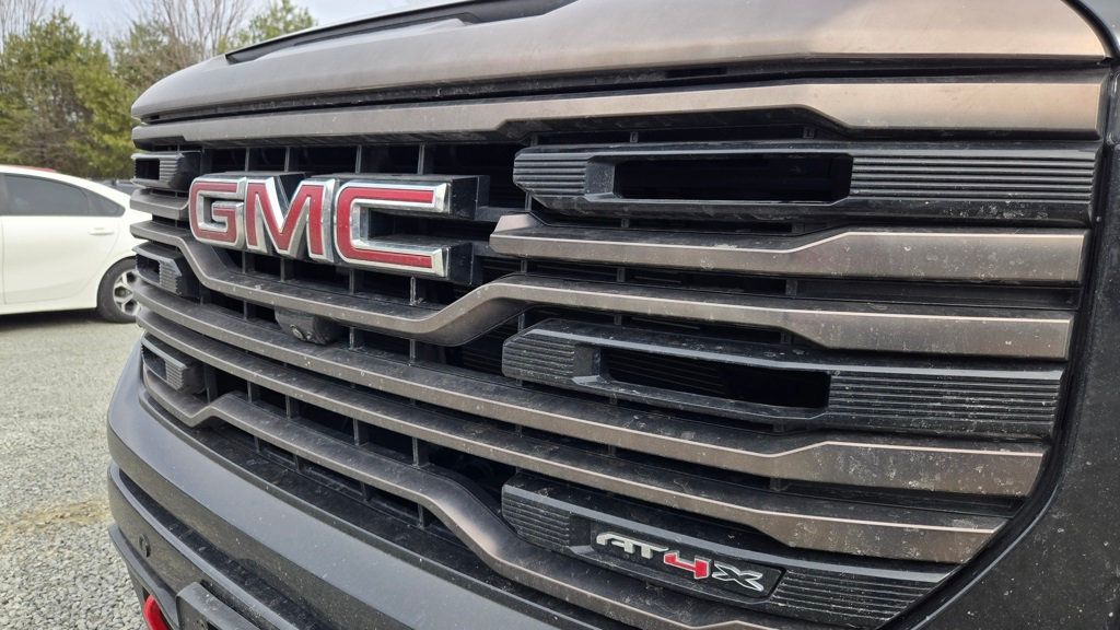 2022 GMC Sierra 1500 4WD Crew Cab 147" AT4X - 22975451 - 9