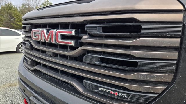 2022 GMC Sierra 1500 4WD Crew Cab 147" AT4X - 22975451 - 9