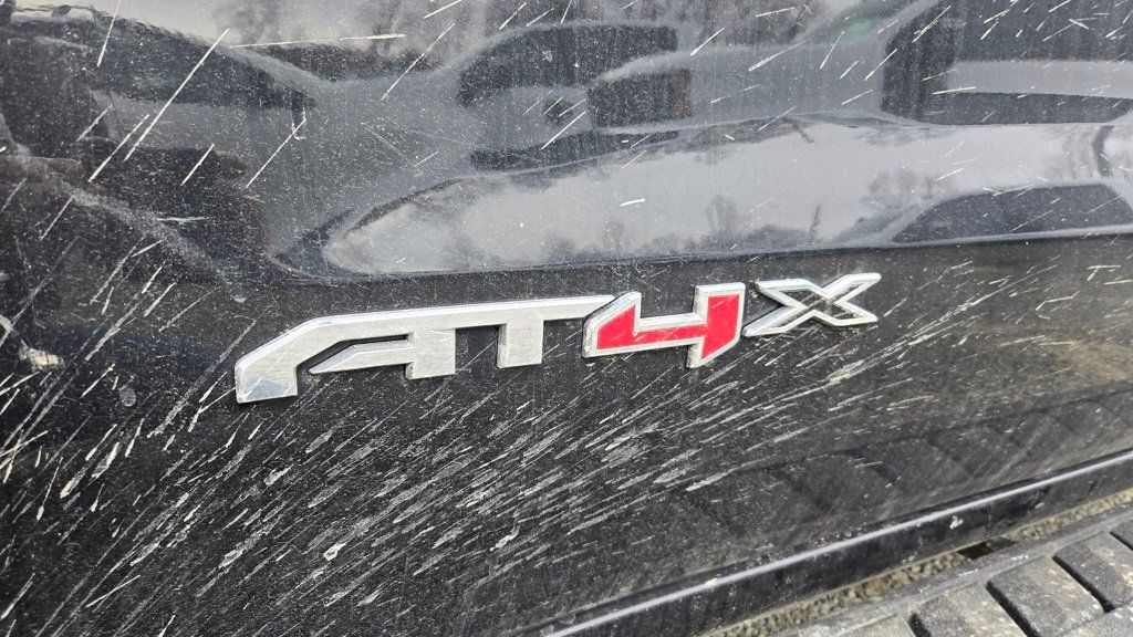 2022 GMC Sierra 1500 4WD Crew Cab 147" AT4X - 22975451 - 11