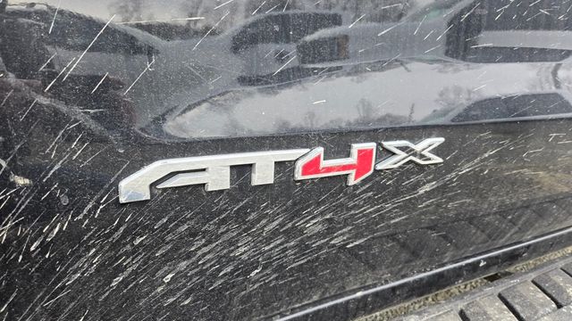 2022 GMC Sierra 1500 4WD Crew Cab 147" AT4X - 22975451 - 11