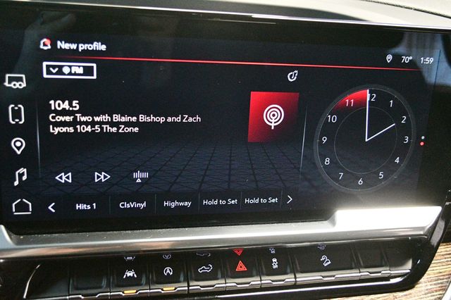 2022 GMC Sierra 1500 4WD Crew Cab 147" Elevation w/3VL - 22939908 - 65