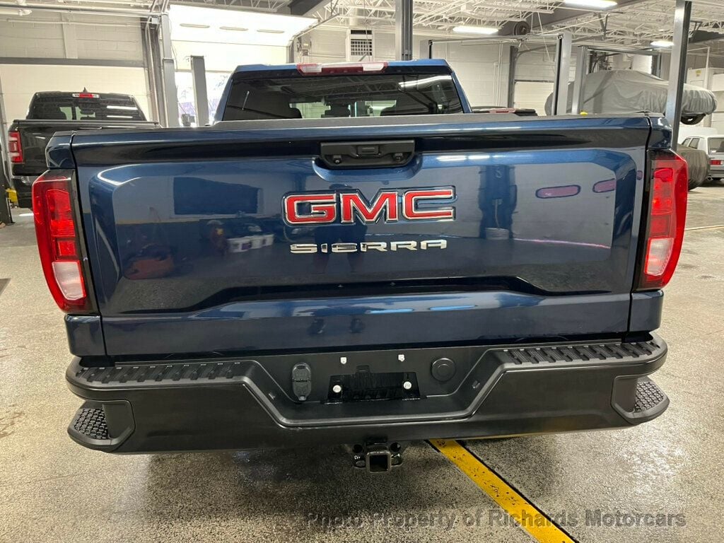 2022 Gmc Sierra 1500 Pro photo 4