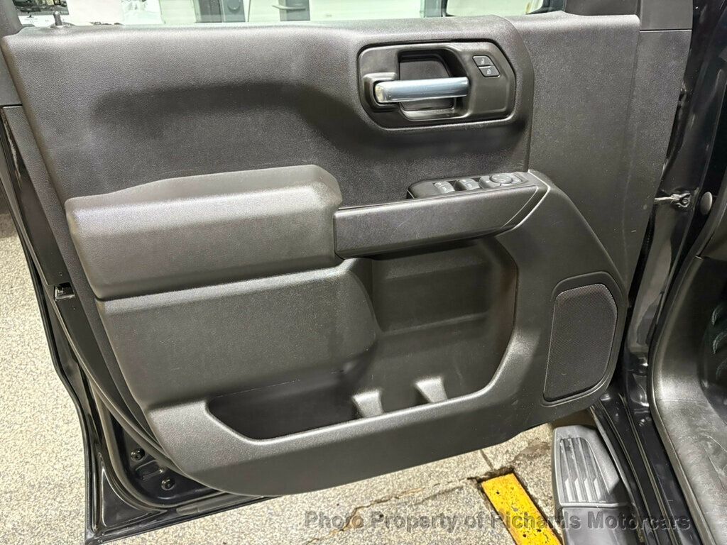 2022 GMC Sierra 1500 4WD Crew Cab 157" Pro - 22942661 - 9