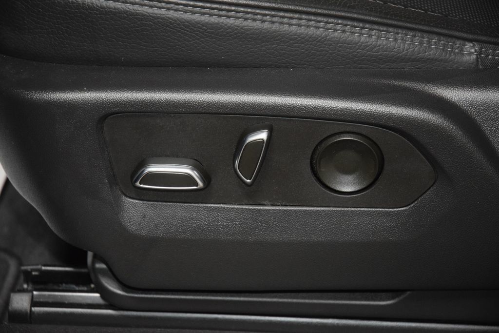 2022 GMC Sierra 1500 Denali - 23055117 - 41
