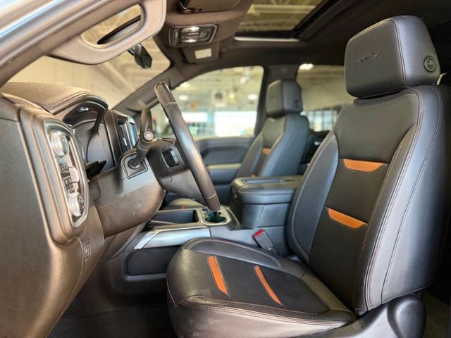 2022 GMC Sierra 1500 Limited 4WD Crew Cab 147" AT4 - 22966303 - 19