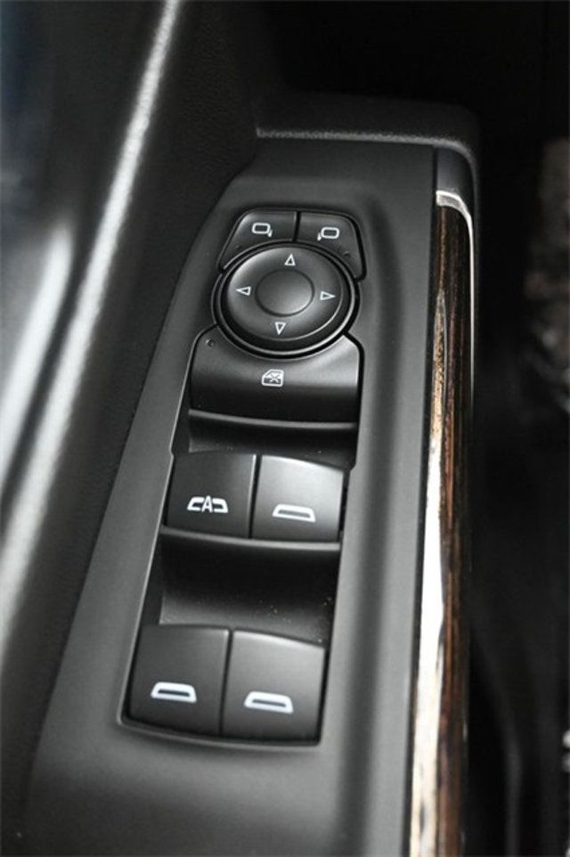 2022 GMC Sierra 1500 Limited 4WD Crew Cab 147" Elevation w/3SB - 22904194 - 23