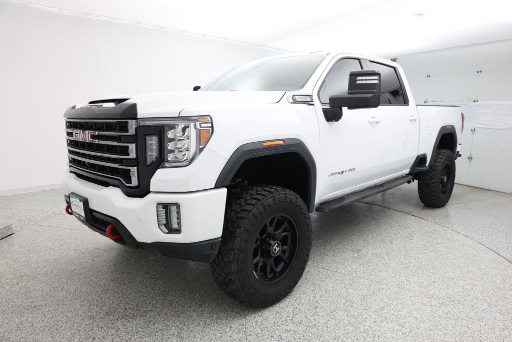 2022 GMC Sierra 2500HD 4WD Crew Cab 159'' AT4 w/  6.6L Diesel V8 & Premium+ Package - 22969018 | Video 1