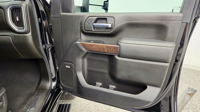 2022 GMC Sierra 2500HD 4WD Crew Cab 159'' Denali Black Diamond Edition w/ 6.6L T Diesel - 23035622 - 26