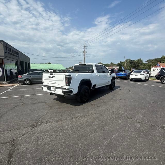 2022 GMC Sierra 2500HD 4WD CREW CAB AT4 w/AT4 PREFERRED PKG & ALLISON TRANSMISSION - 23064883 - 19
