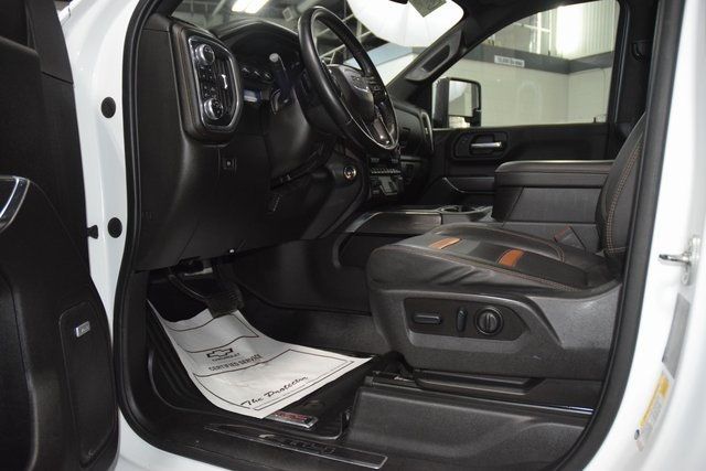 2022 GMC Sierra 2500HD AT4 - 22915326 - 38