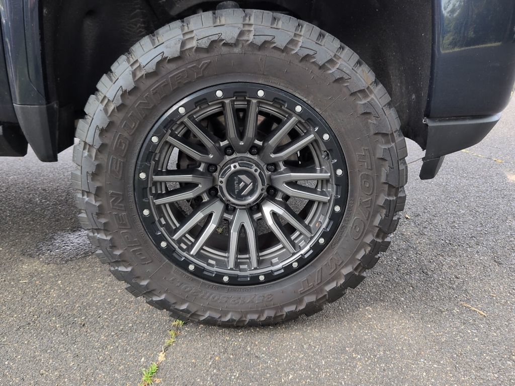 2022 GMC Sierra 2500HD AT4 - 23075639 - 9