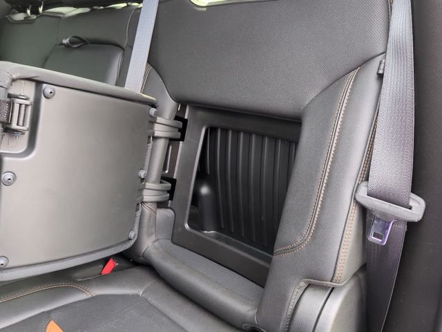2022 GMC Sierra 2500HD AT4 - 23075639 - 24
