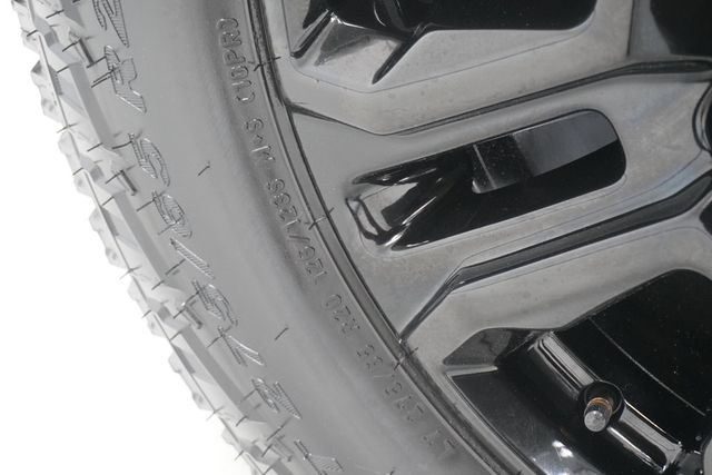 2022 GMC Sierra 3500HD 4WD Crew Cab 159" Denali - 23039653 - 37