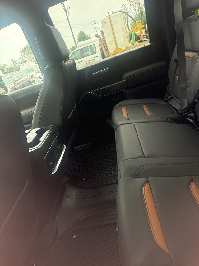 2022 GMC Sierra 3500HD AT4 - 22922145 - 9