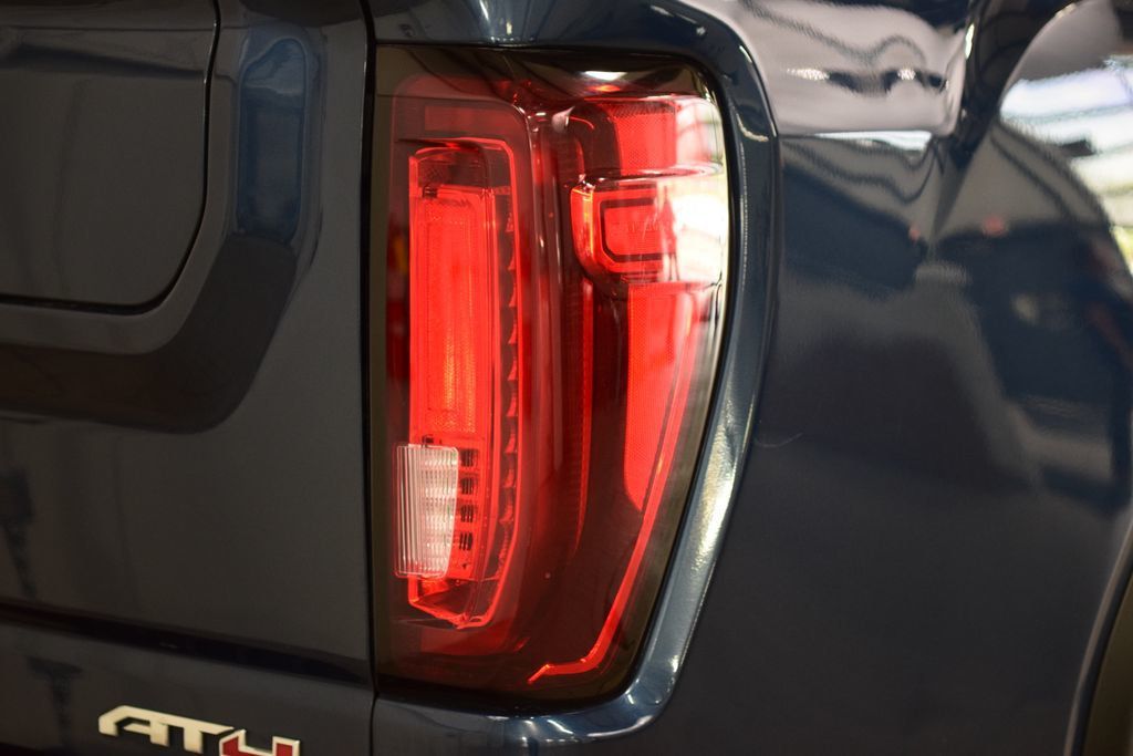 2022 GMC Sierra 3500HD AT4 - 22993596 - 21