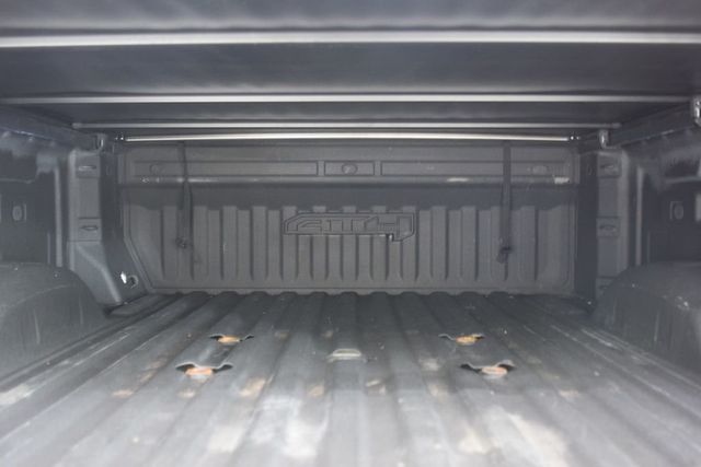 2022 GMC Sierra 3500HD AT4 - 22993596 - 25