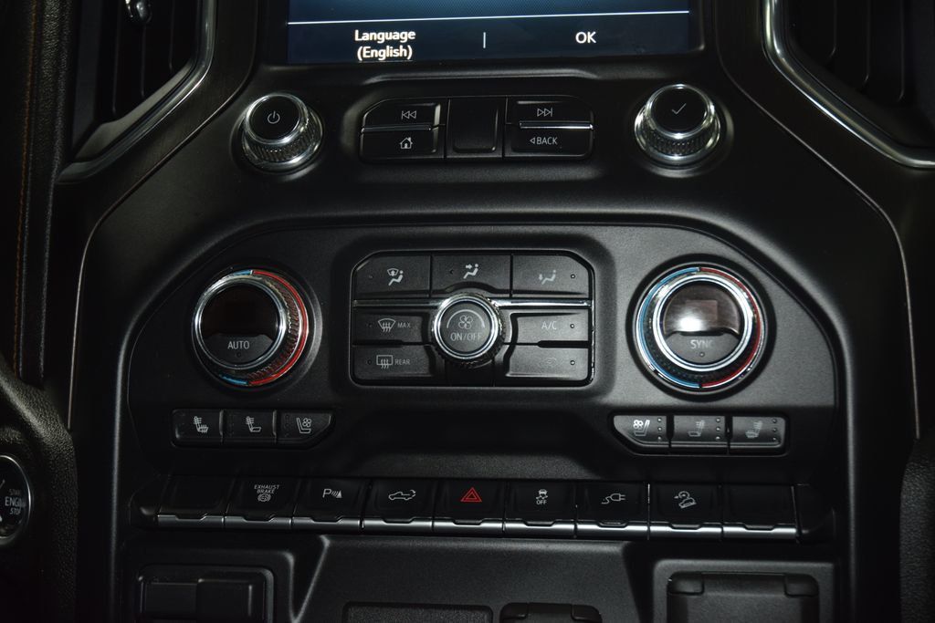 2022 GMC Sierra 3500HD AT4 - 22993596 - 35